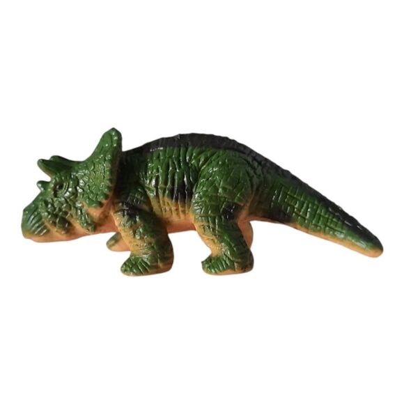 Vintage Triceratops Dinosaur Action Figure1993 Prehistoric Jurassic Rubber - Picture 1 of 3